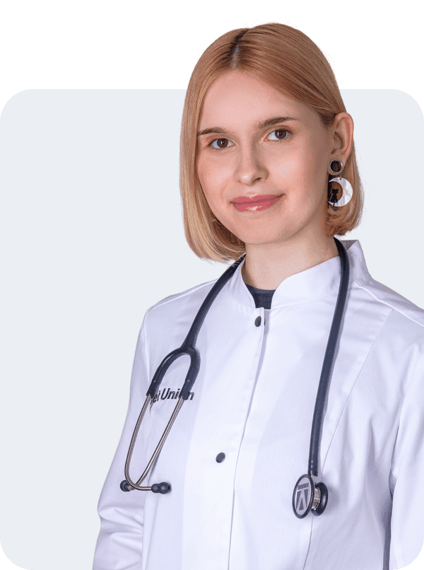 Полина Яшина